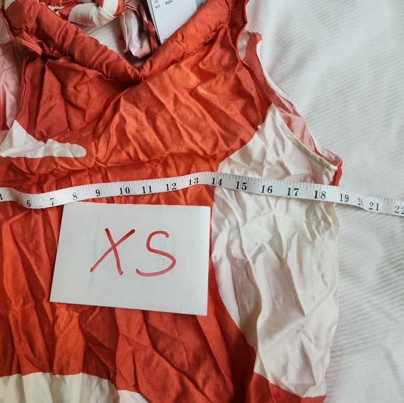 H&M Voluminous maxi dress back tie red/orange/white watermarks NO LOW BALLING!! - Picture 12 of 12